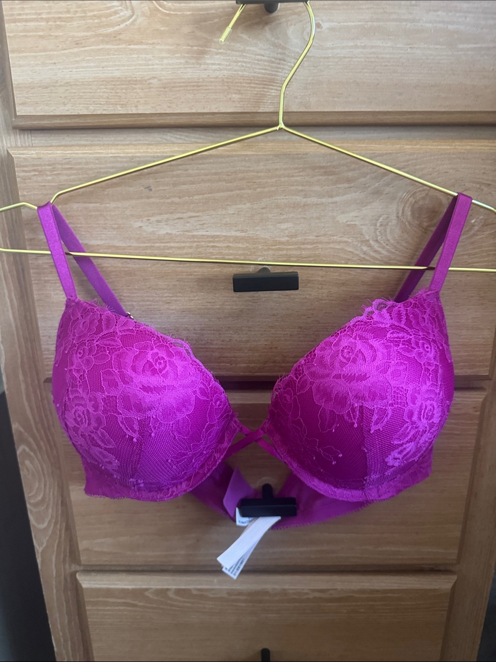 Plunge Lace Push-Up Bra - Fuchsia Pink